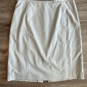 Antonio Melani Women’s Stone Pencil Skirt Size 8 Zipper Closure Career